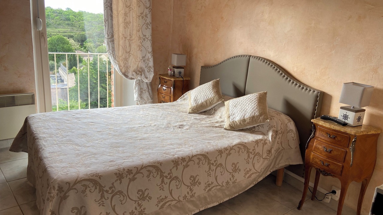 Photo of Bedroom in Saint-Paul-le-Jeune