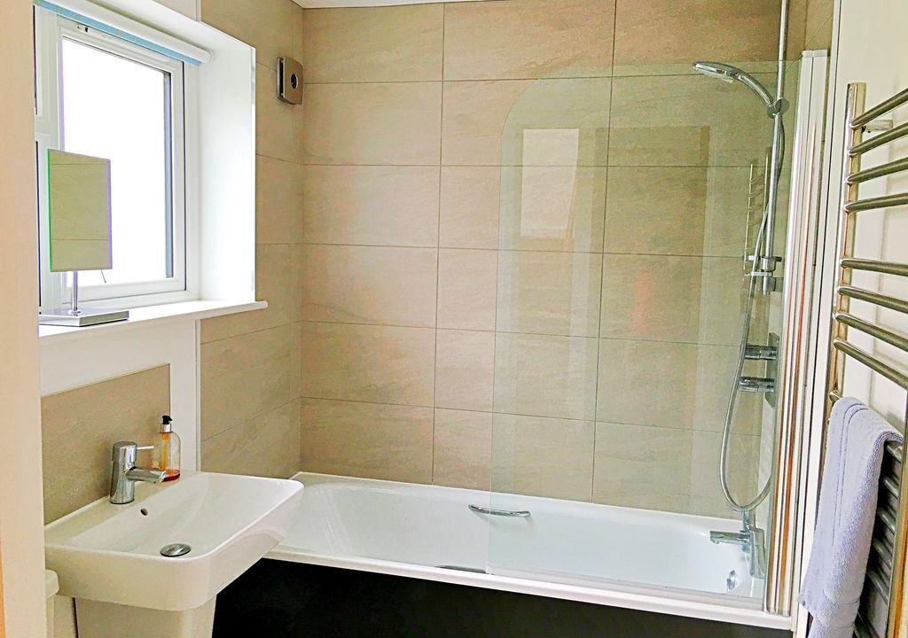 Photo of Bathroom in Polzeath