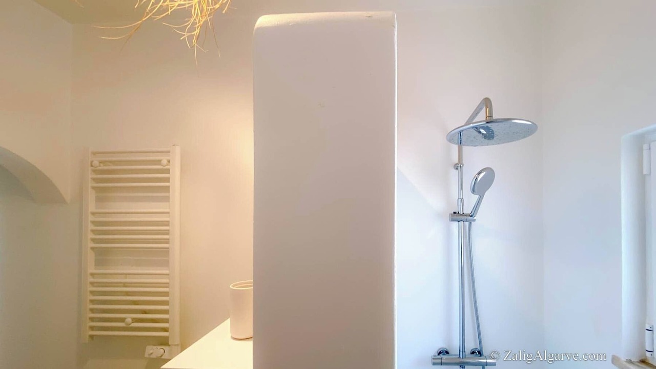 Photo of Bathroom in Benatrite