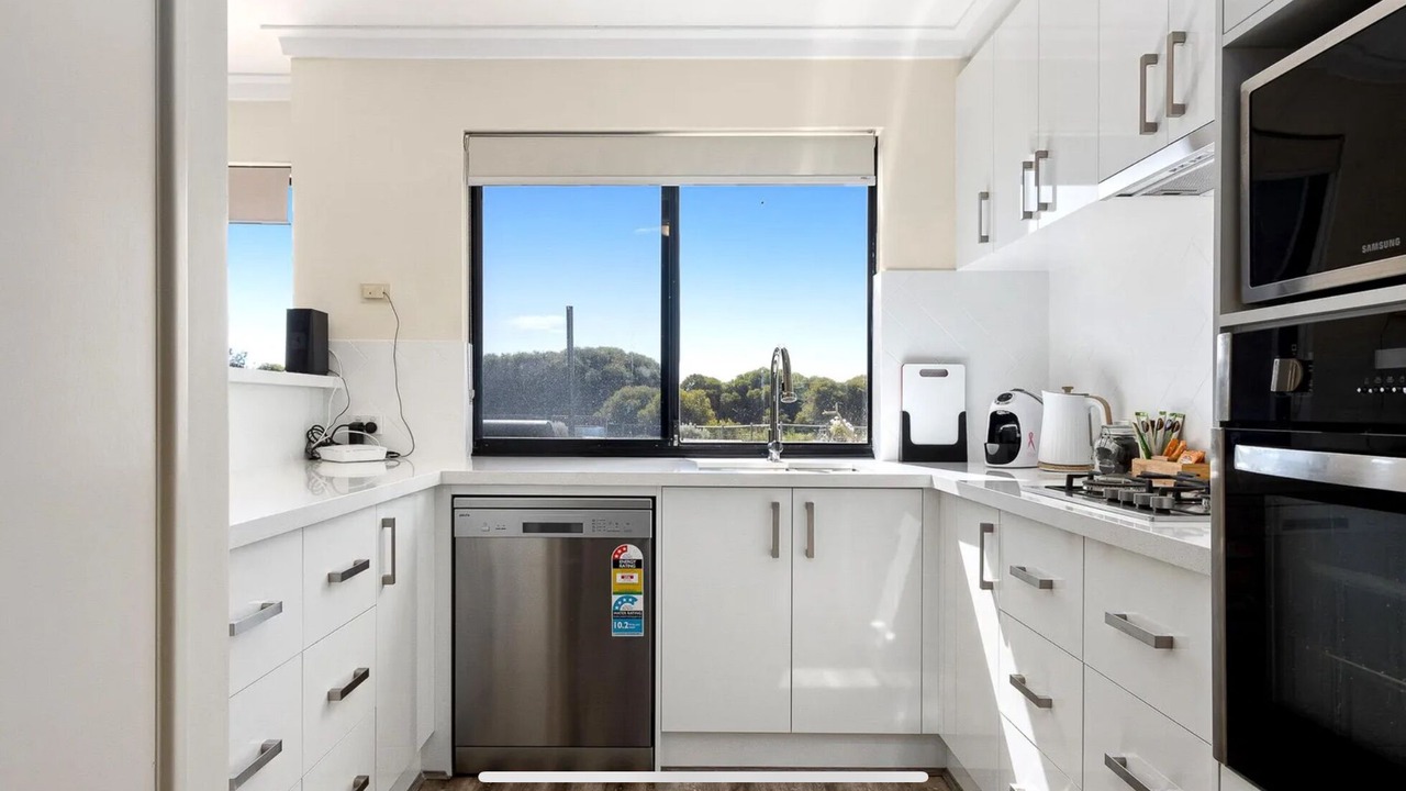 Photo of Kitchen in Port Kennedy