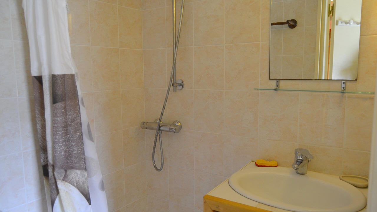 Photo of Bathroom in Crozon