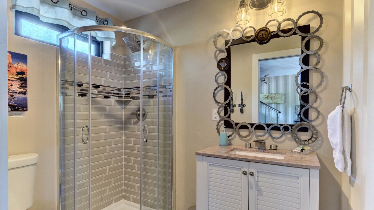 Photo of Bathroom in Glendale