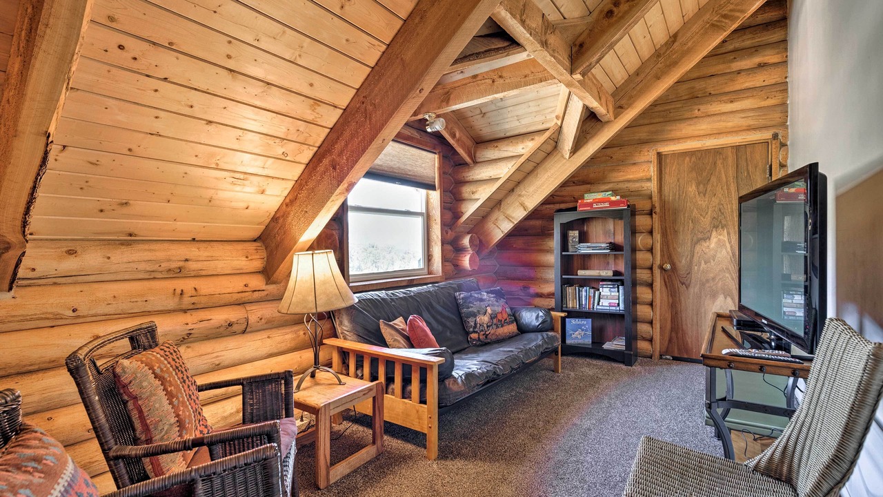 Photo of Livingroom in Spanish Valley