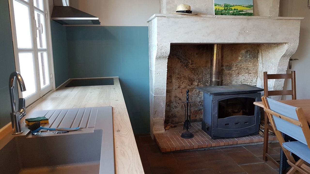 Photo of Kitchen in Saint-Aulaye-Puymangou
