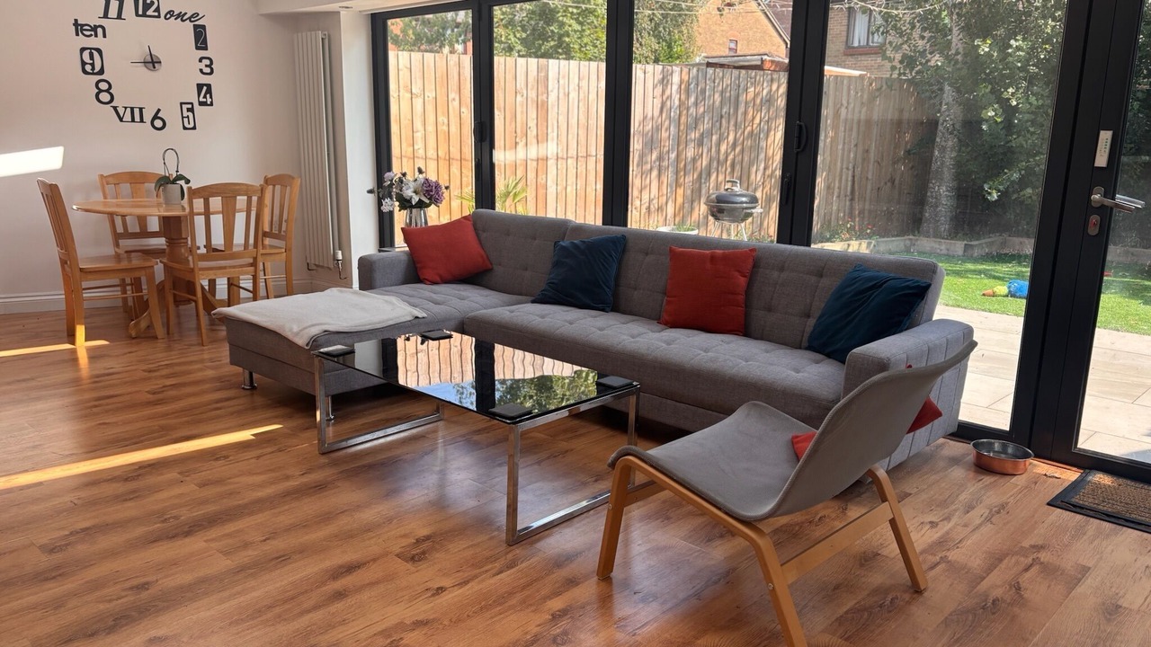Photo of Livingroom in Atlantic Wharf