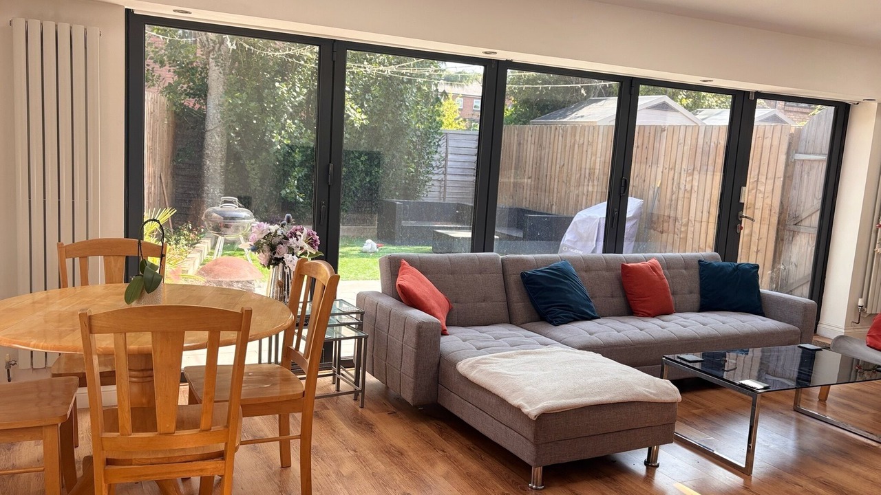 Photo of Livingroom in Atlantic Wharf