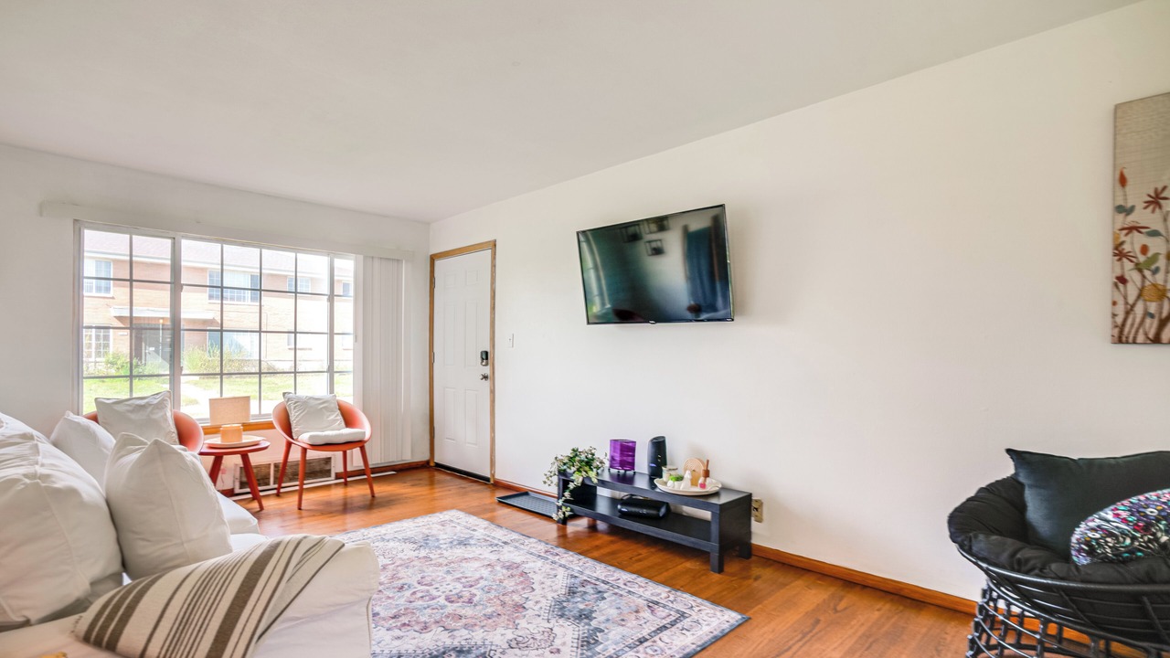 Photo of Livingroom in Menomonee Falls