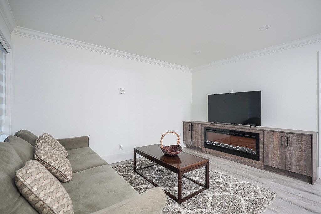 Photo of Livingroom in Newton