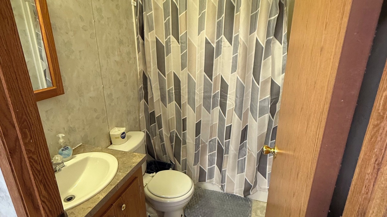 Photo of Bathroom in Murphysboro