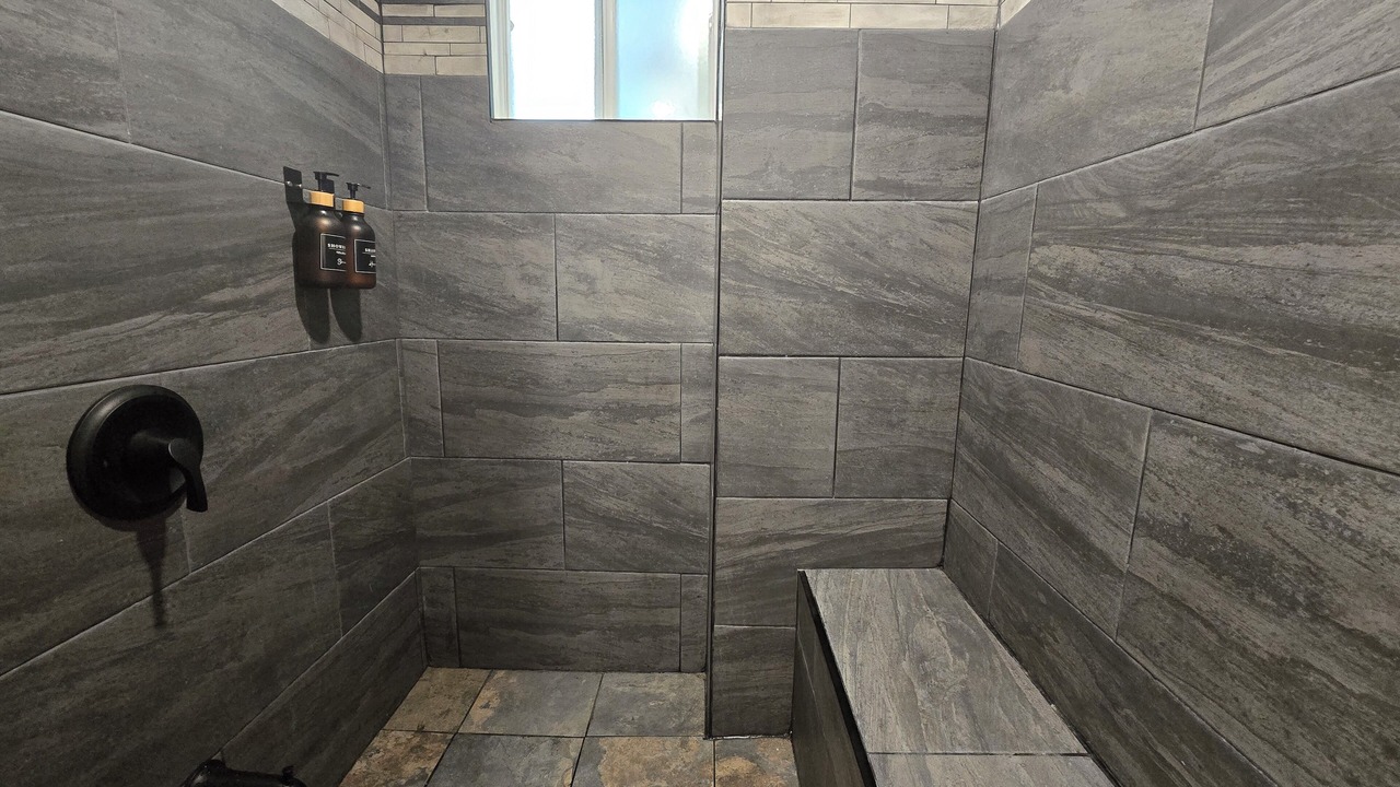 Photo of Bathroom in Armour