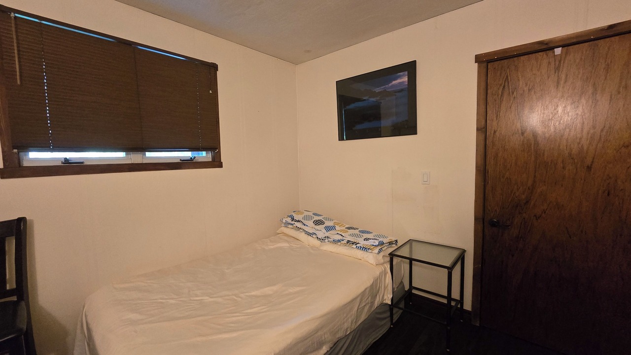 Photo of Bedroom in Armour