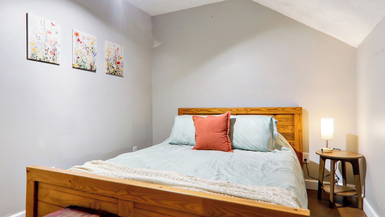 Photo of Bedroom in Lincoln