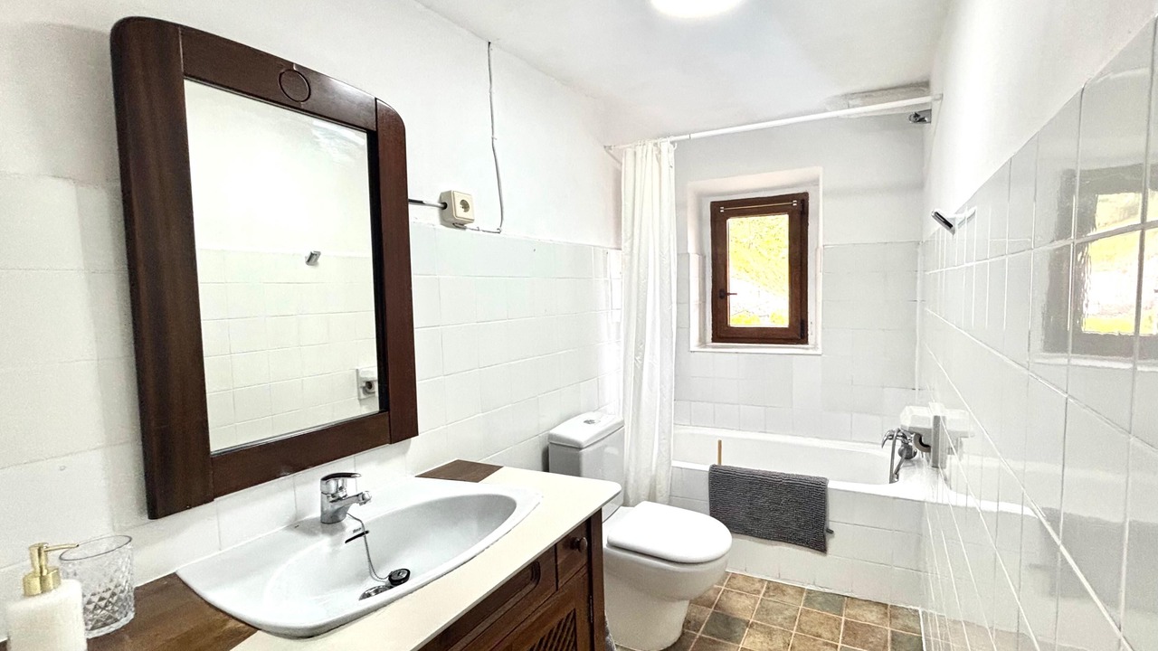 Photo of Bathroom in Beintza-Labaien