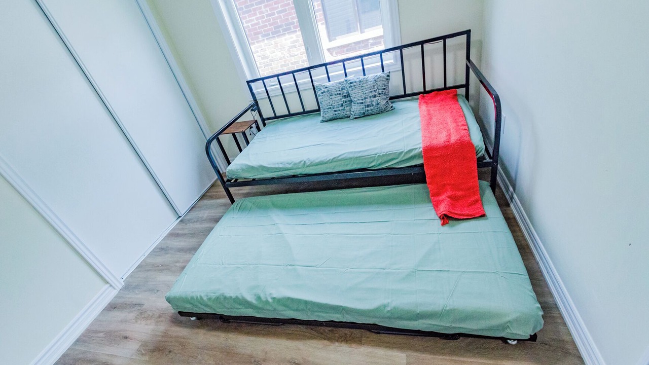 Photo of Bedroom in Thorold