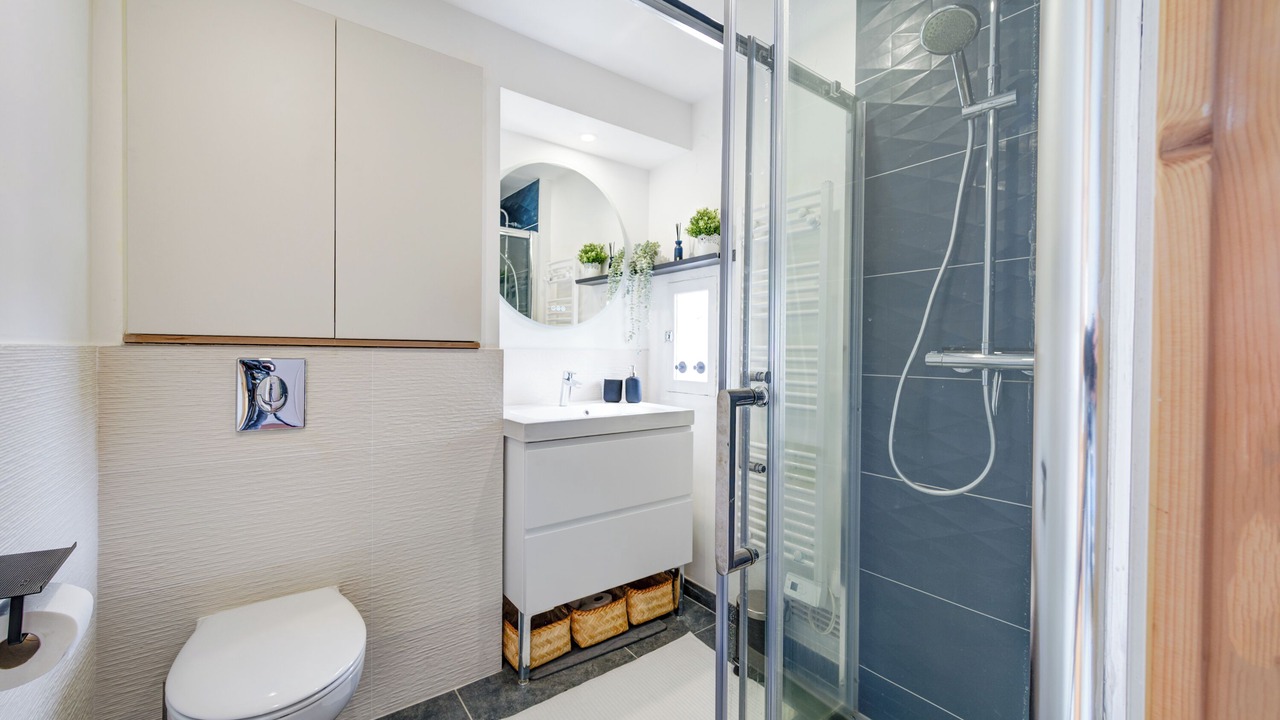 Photo of Bathroom in La Fuye-Velpeau