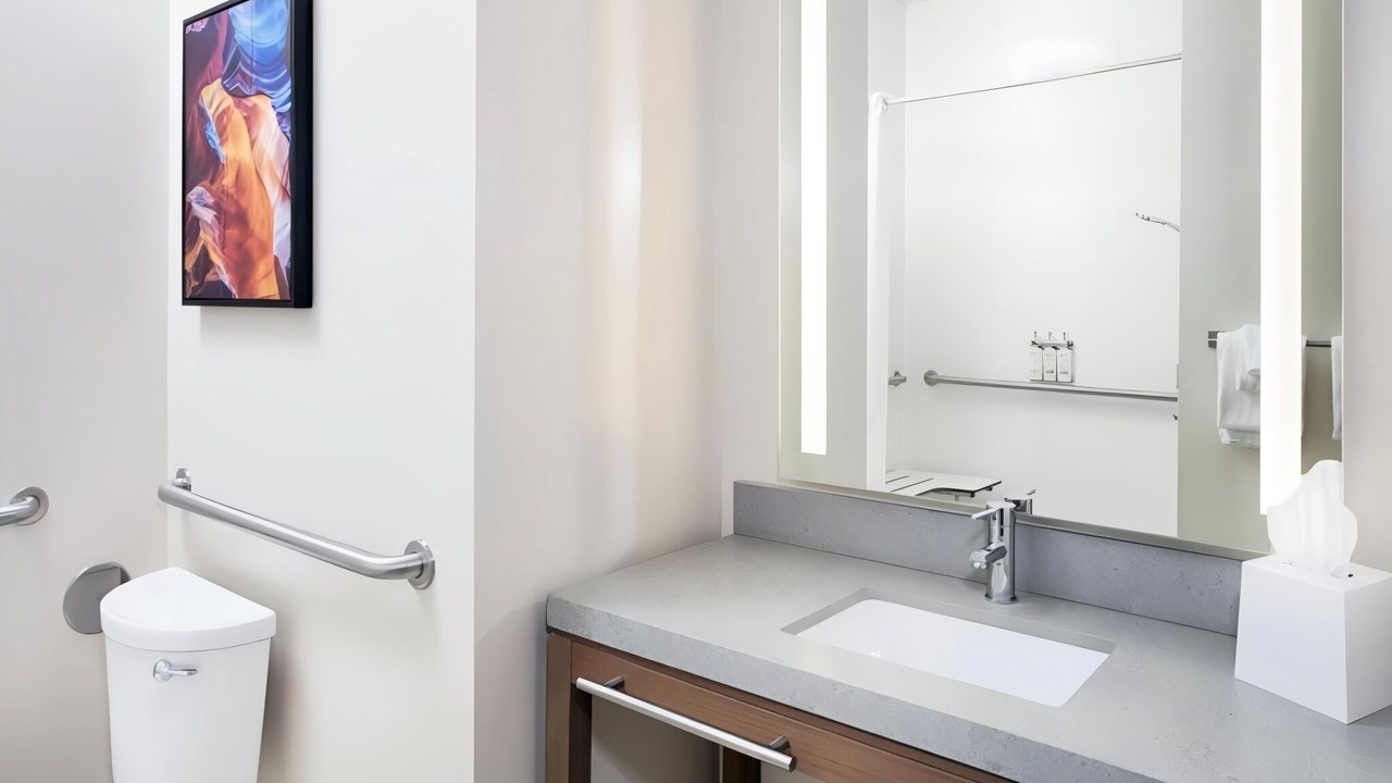 Photo of Bathroom in Macomb