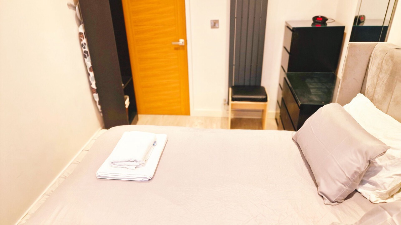 Photo of Bedroom in Chorlton-by-Backford