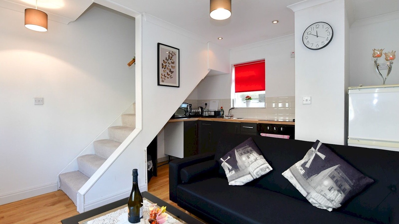 Photo of Livingroom in Grangetown