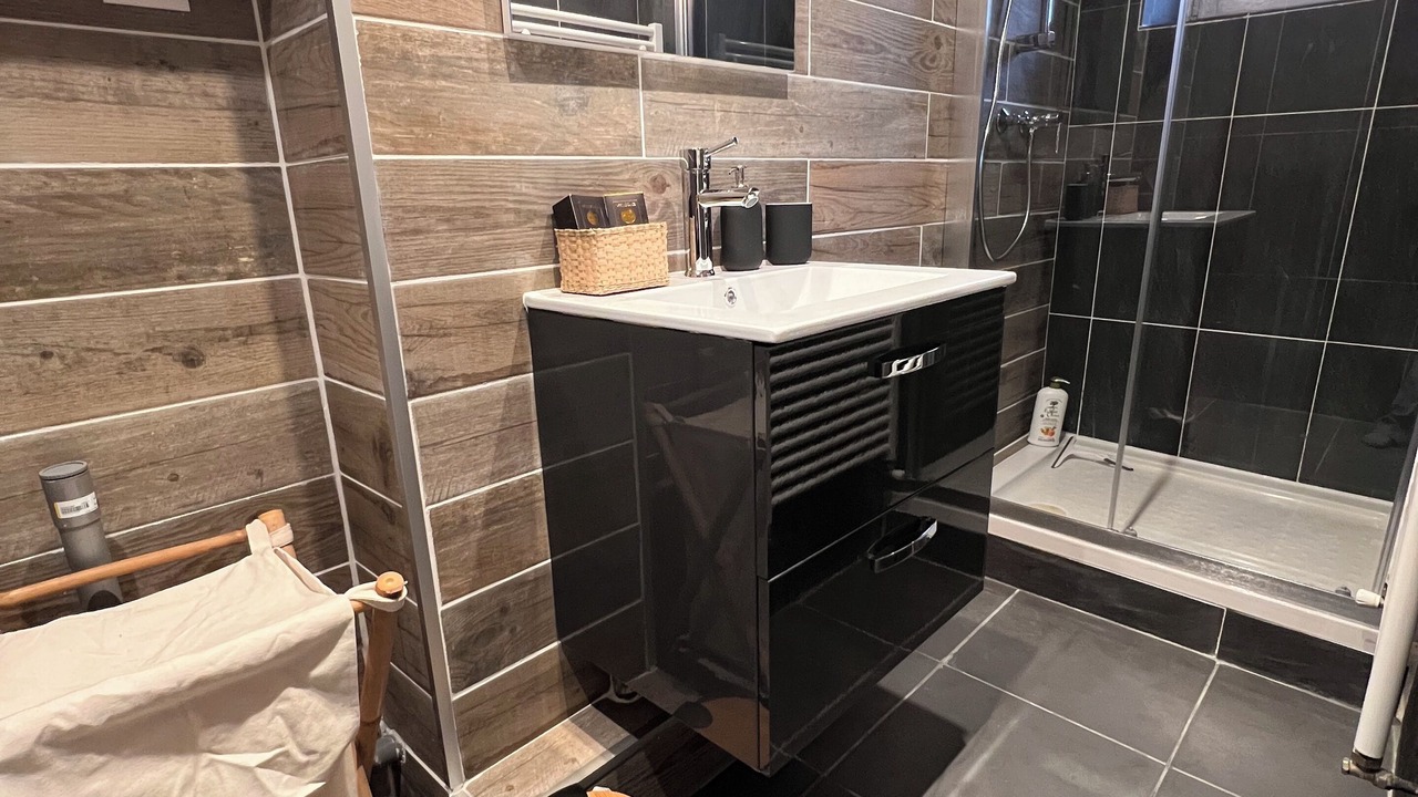 Photo of Bathroom in Le Creusot