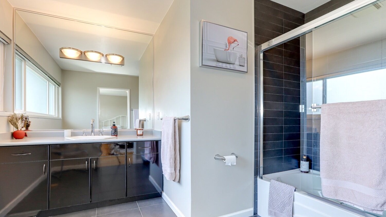 Photo of Bathroom in West Vancouver