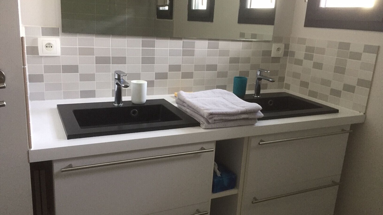Photo of Bathroom in Bourg-Saint-Andeol