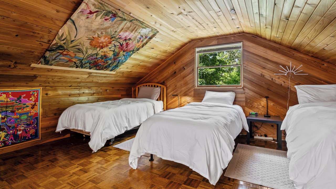 Photo of Bedroom in Arlee