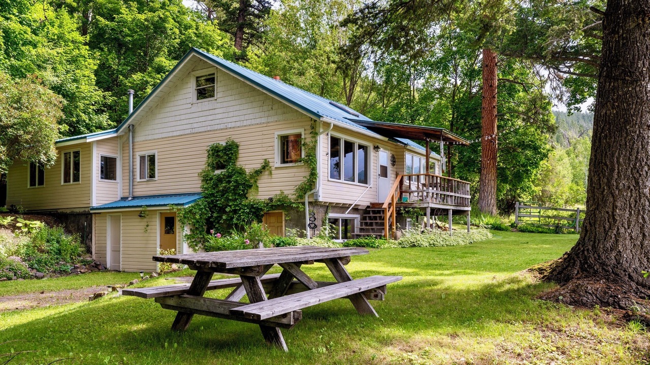 Photo of Outdoor in Arlee
