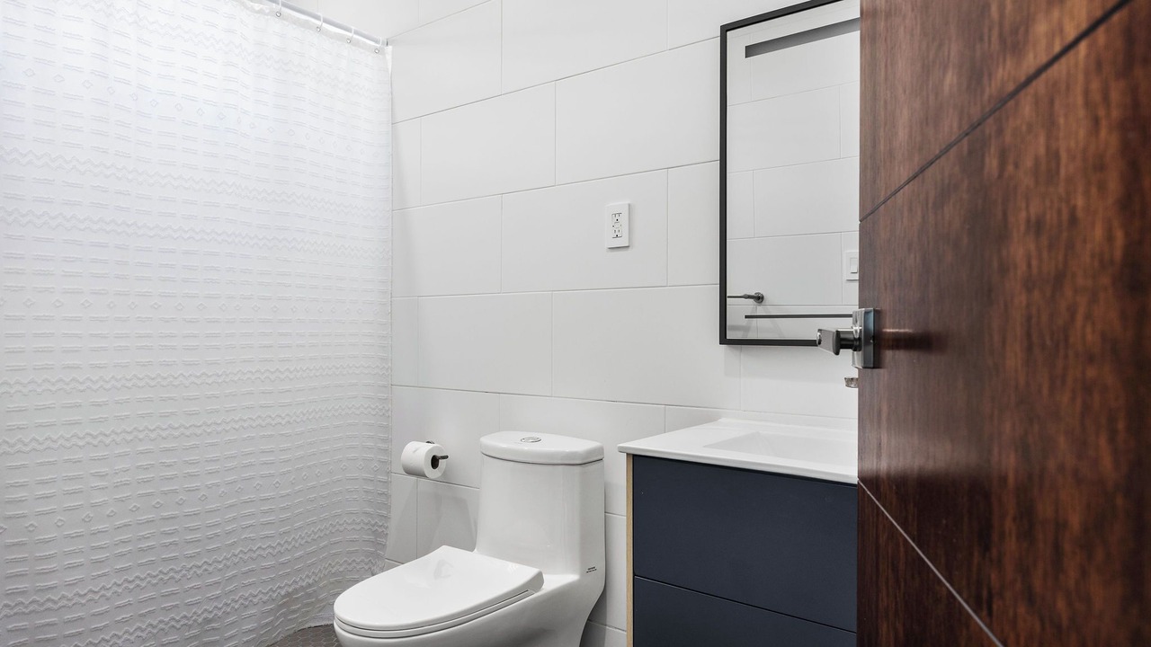 Photo of Bathroom in Islote