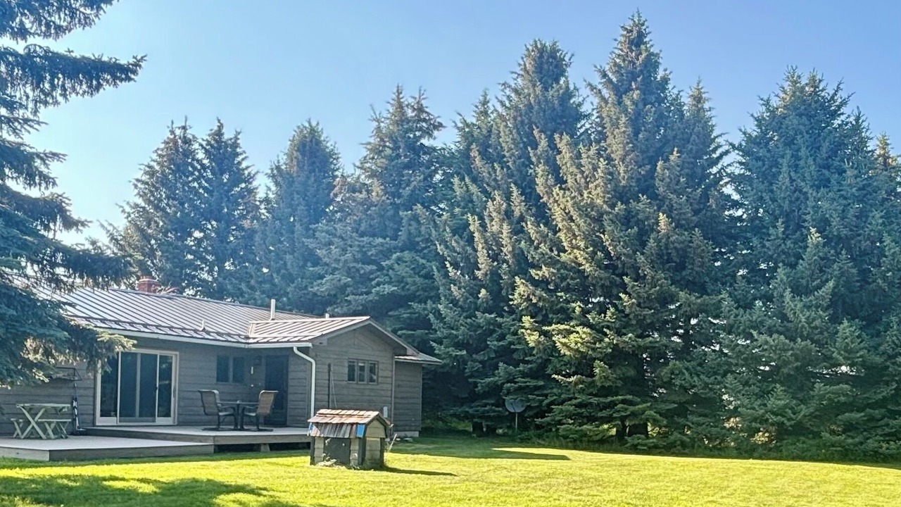 Photo of Others in Roberts
