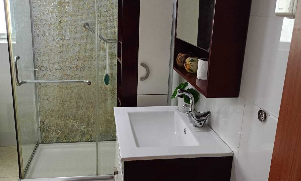 Photo of Bathroom in Belas