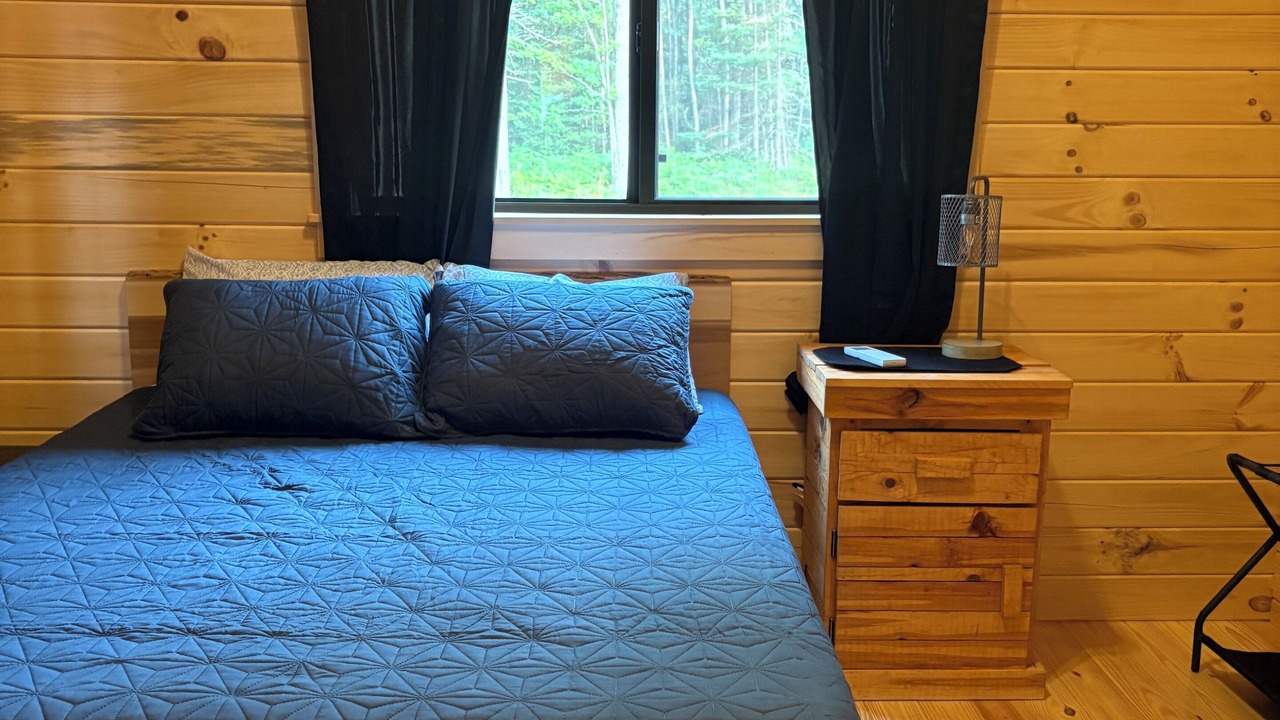 Photo of Bedroom in Gwinn