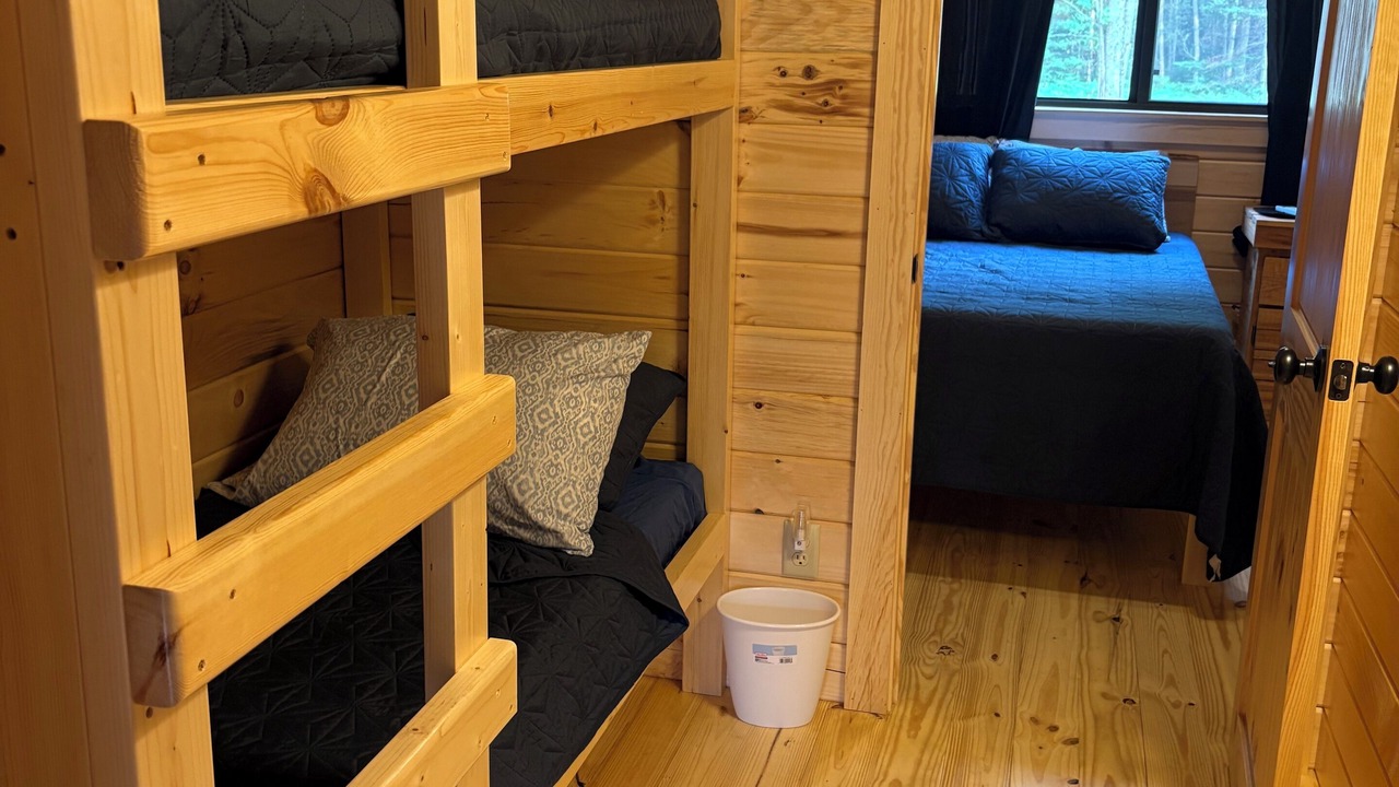 Photo of Bedroom in Gwinn