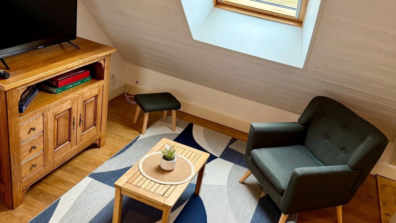 Photo of Livingroom in Sennevieres