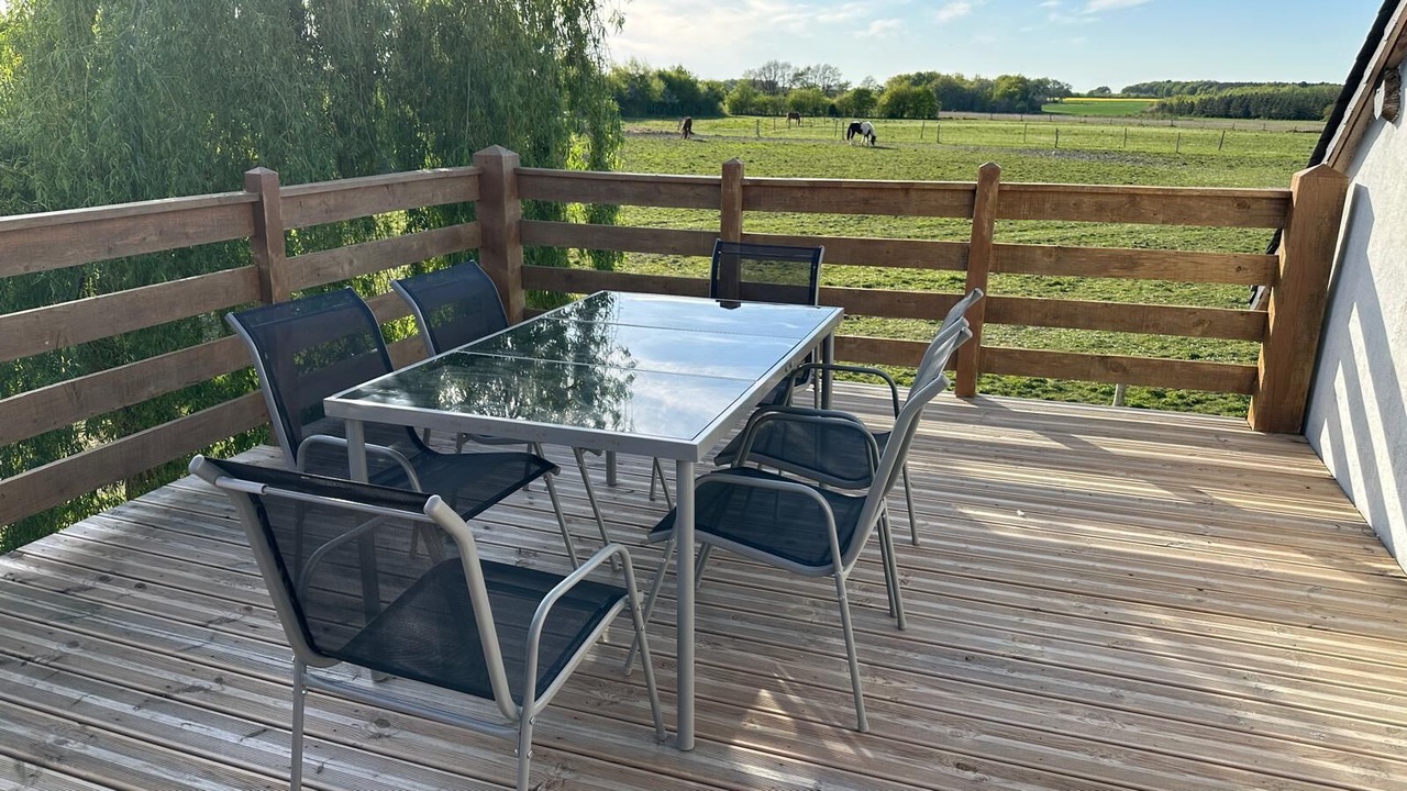 Photo of Outdoor in Sennevieres