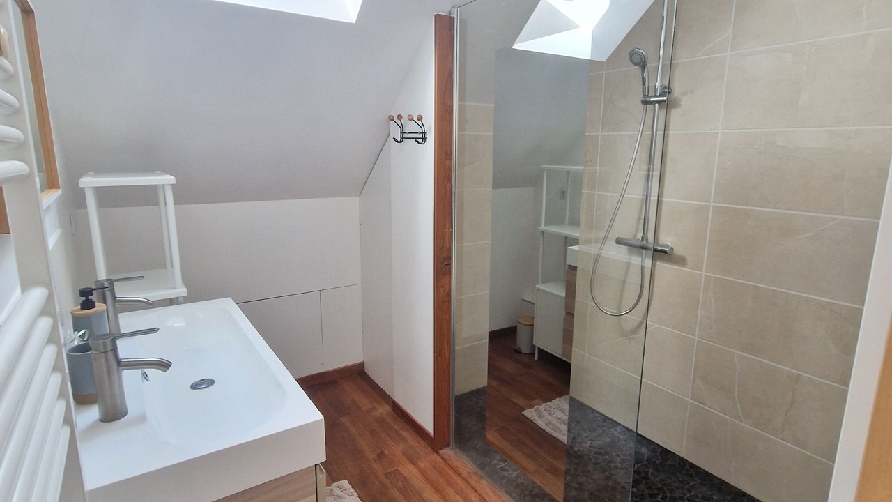 Photo of Bathroom in Sennevieres