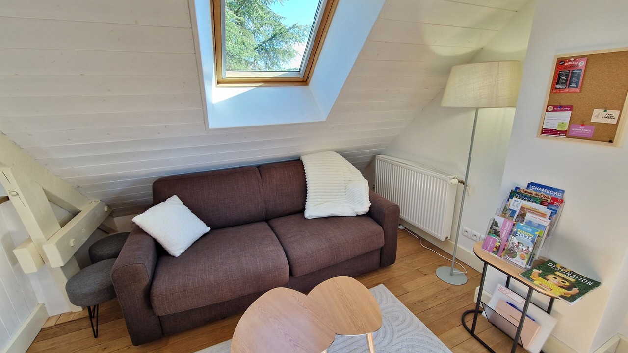 Photo of Livingroom in Sennevieres