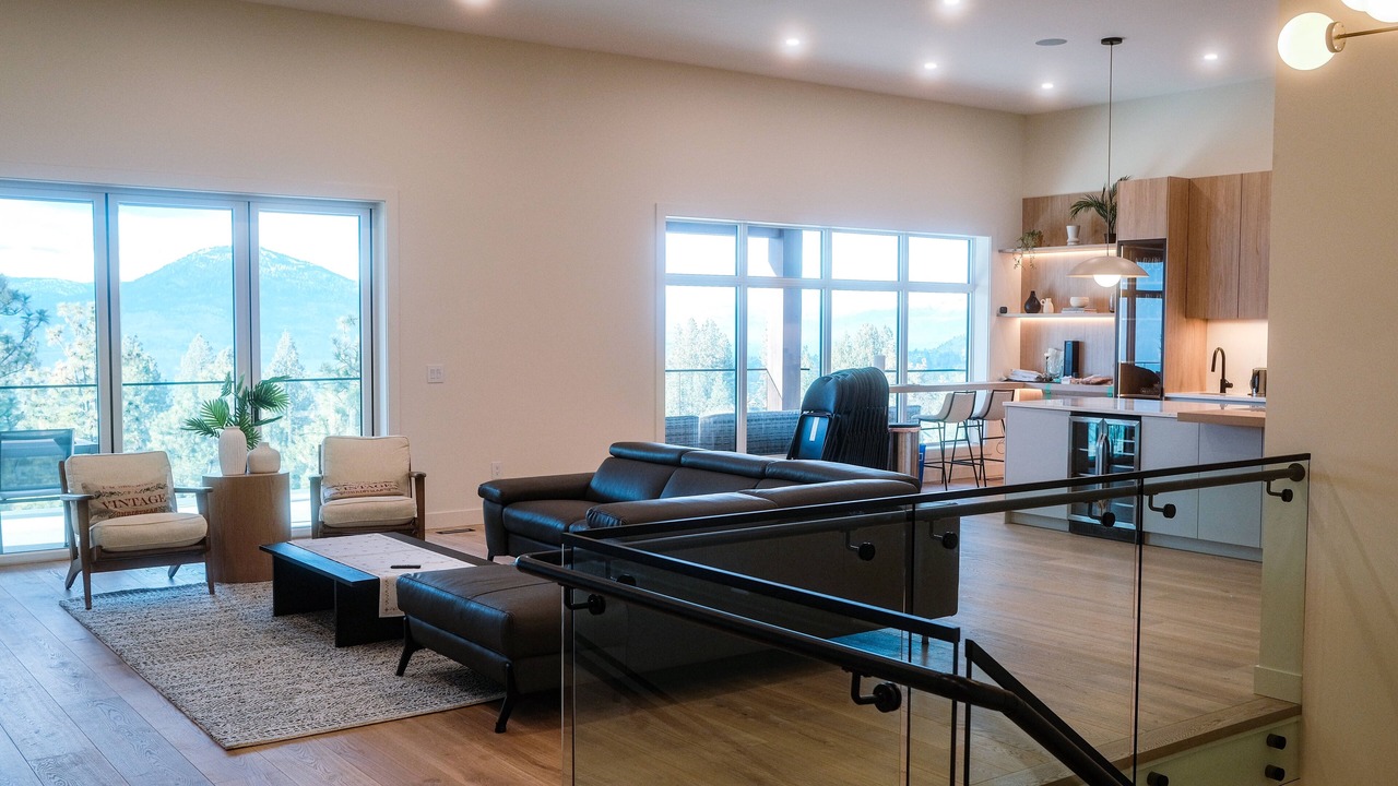 Photo of Livingroom in Okanagan-Similkameen