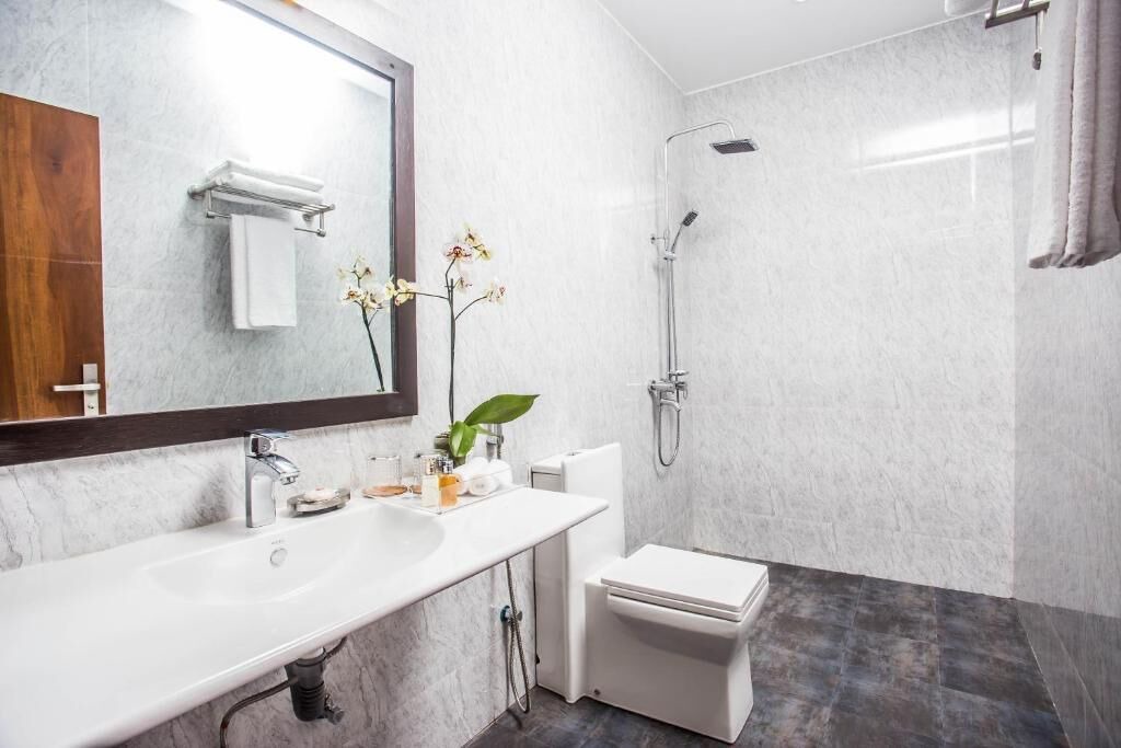 Photo of Bathroom in Polhena