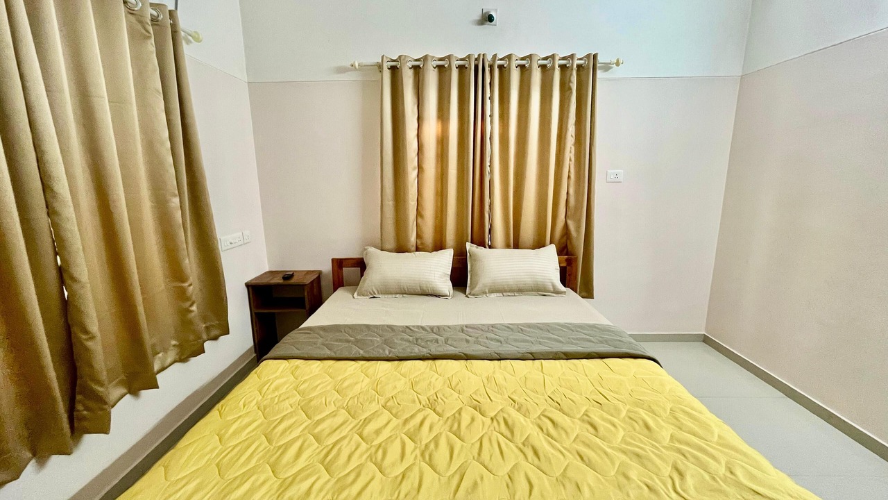 Photo of Bedroom in Thiruvananthapuram