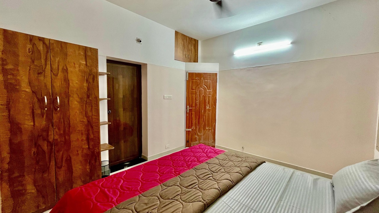 Photo of Bedroom in Thiruvananthapuram