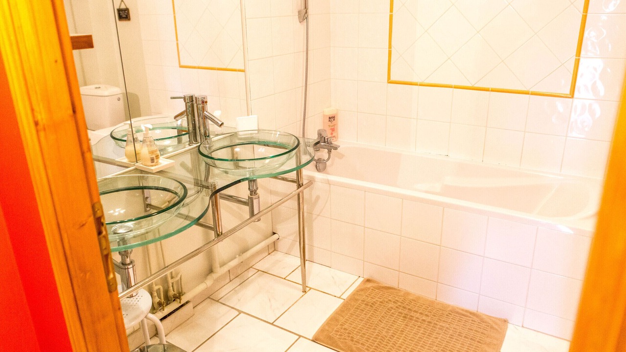 Photo of Bathroom in Guilly