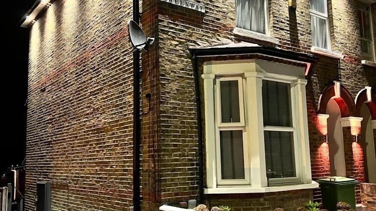 Photo of Outdoor in Uxbridge South
