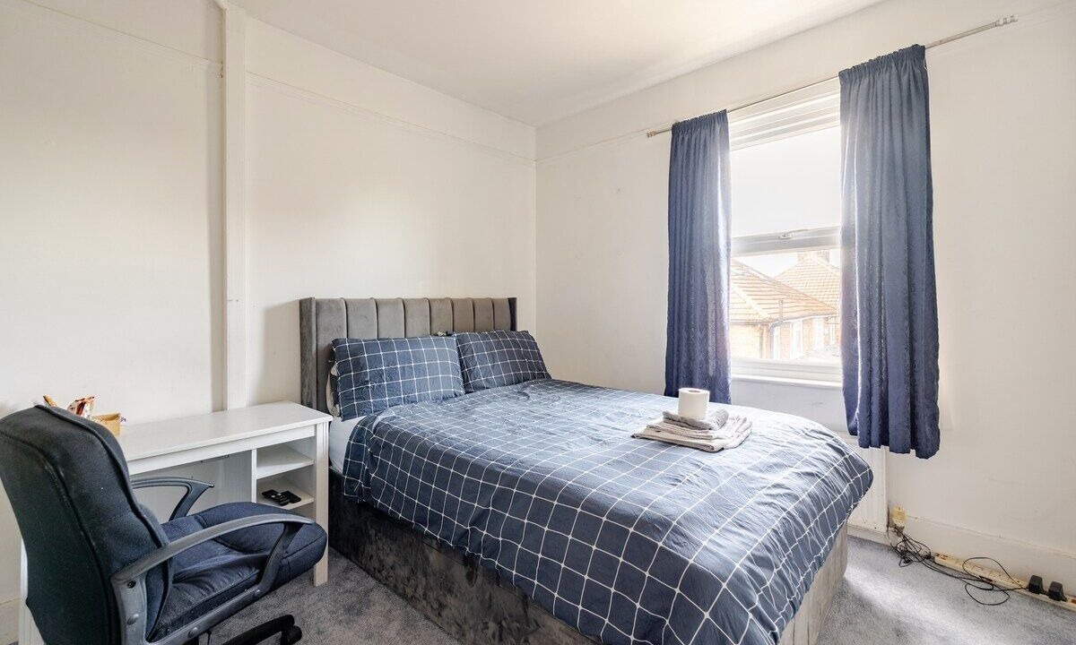 Photo of Bedroom in Uxbridge South