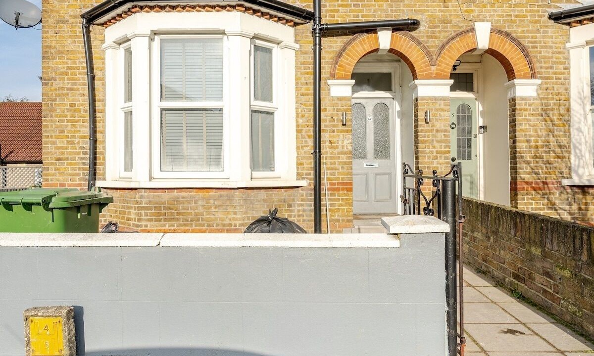 Photo of Outdoor in Uxbridge South