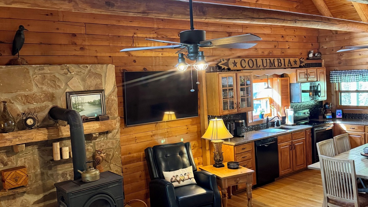 Photo of Livingroom in Livingston County