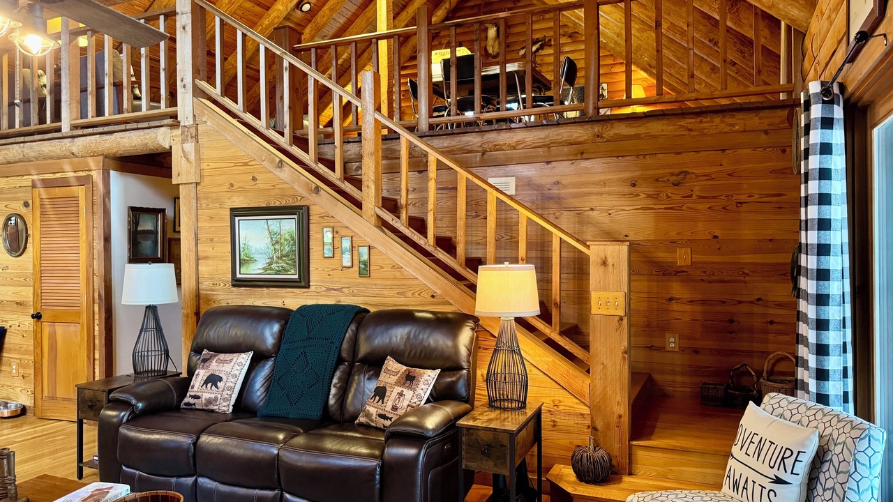 Photo of Livingroom in Livingston County