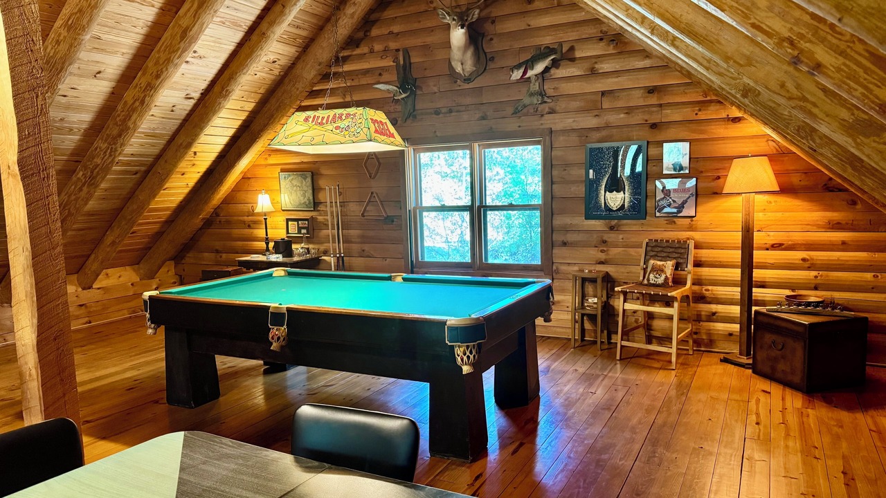 Photo of Bedroom in Livingston County