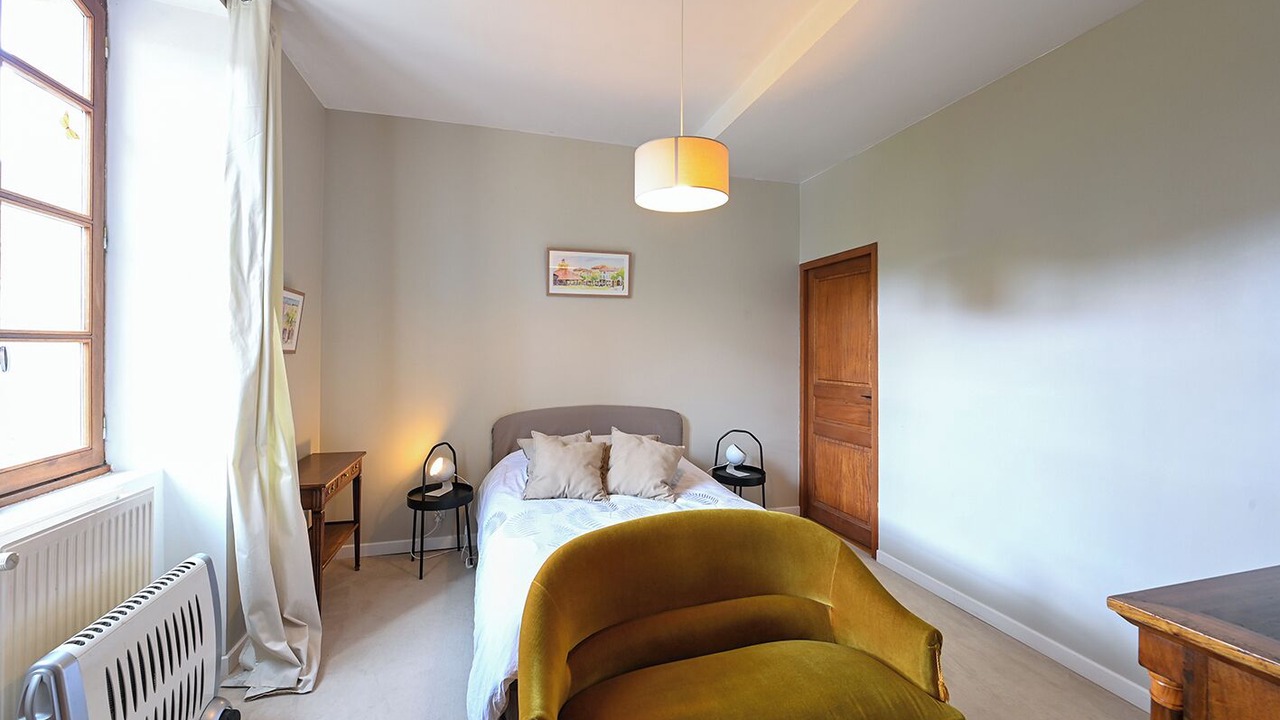 Photo of Bedroom in Revel