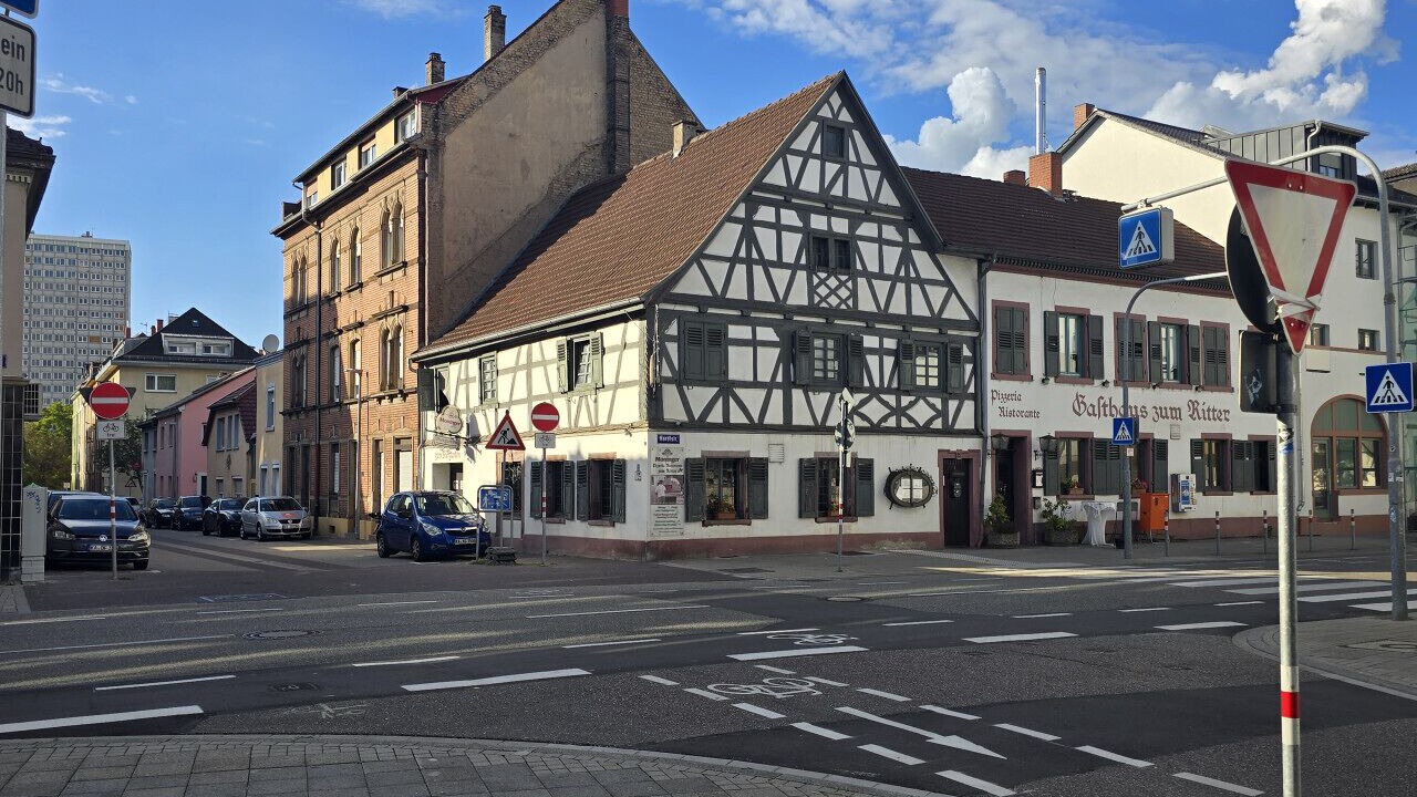 Photo of Others in Alt-Muhlburg