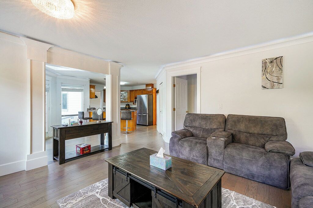 Photo of Livingroom in Fleetwood